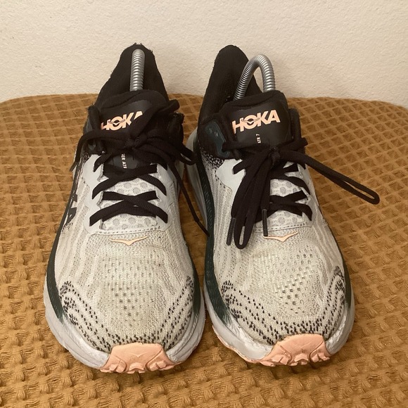 Hoka One One Challenger ATR 7 Women's Size 7.5 Gray Pink Running Shoes Sneakers - Picture 3 of 11